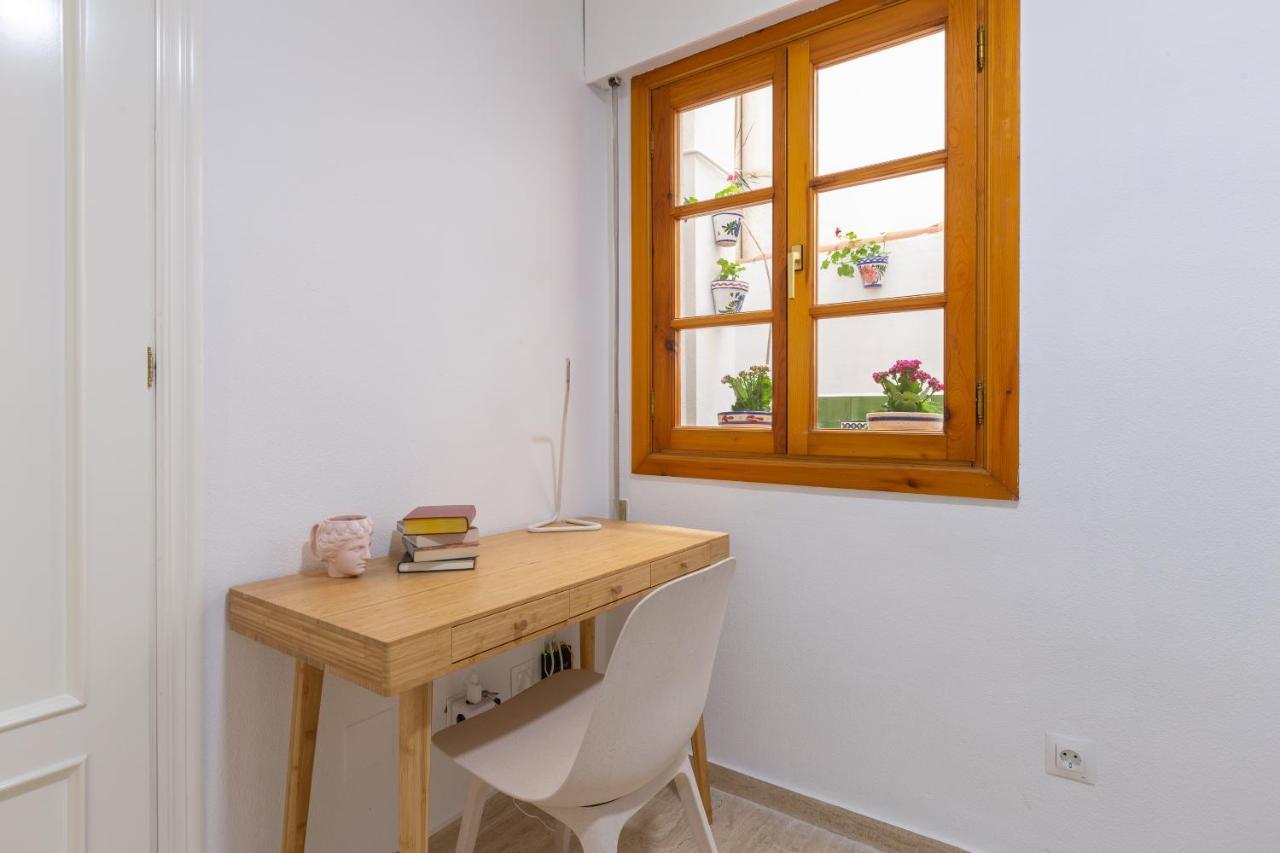 Bright With Patio And Balconies In The Center Apartment Malaga